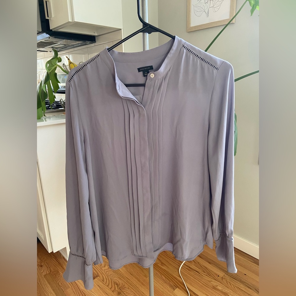 Ann Taylor Light Gray Pintuck Blouse - M